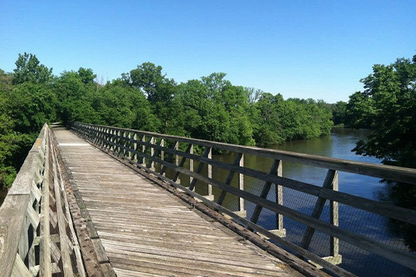 Three Rivers Trail wooden bridge