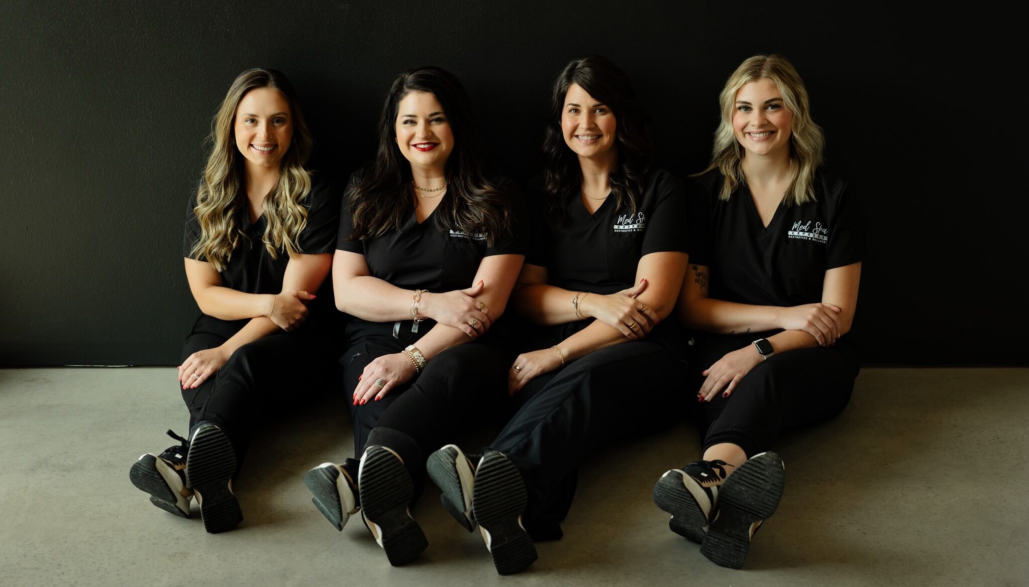 Med Spa Staff aspect ratio 350 200
