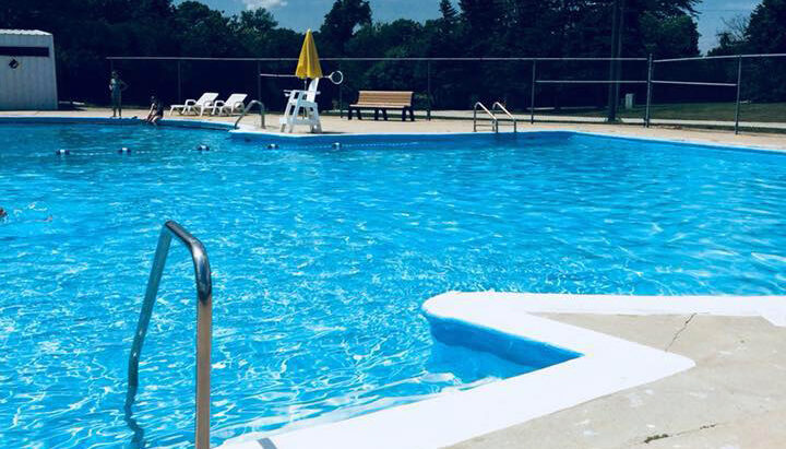 RolfeSwimming 1 aspect ratio 350 200