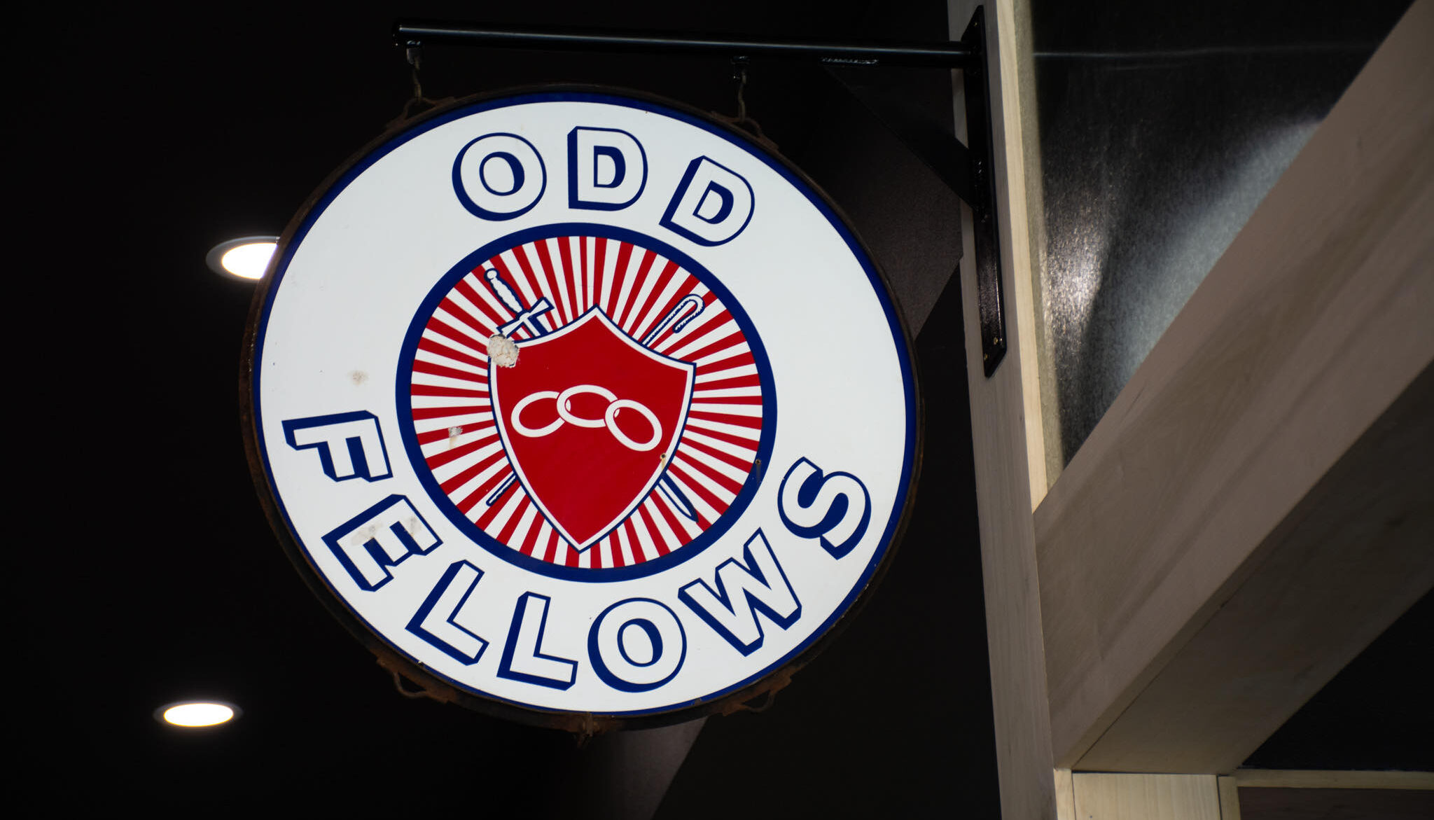 Odd fellows aspect ratio 350 200